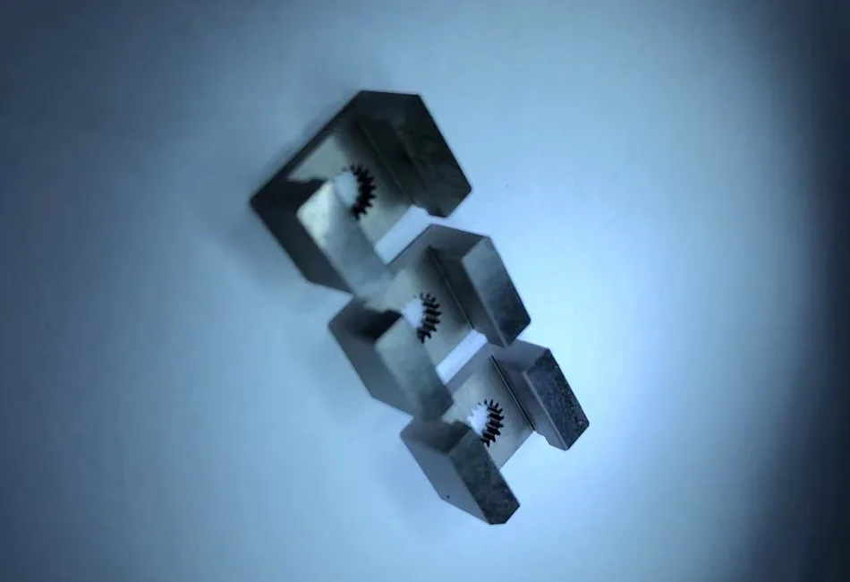 Die Eigenschaften von Getriebe-Drahterodierteilen.