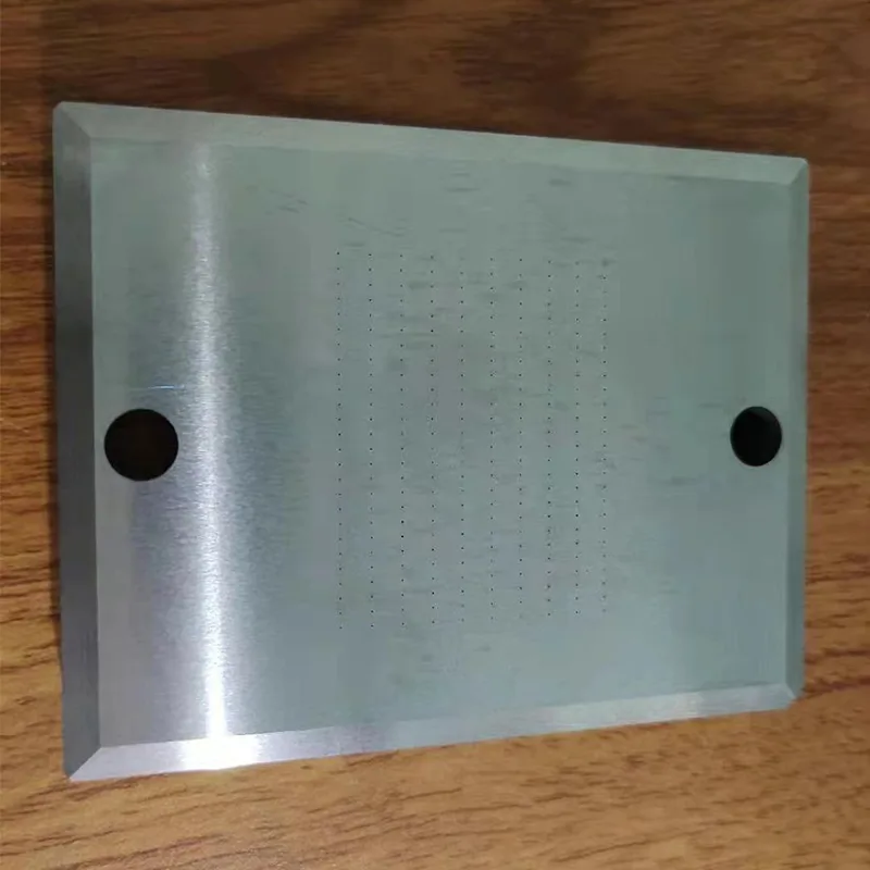 Warum sind präzise mikroporöse Metallverarbeitungsteile für fortschrittliche industrielle Anwendungen unerlässlich?