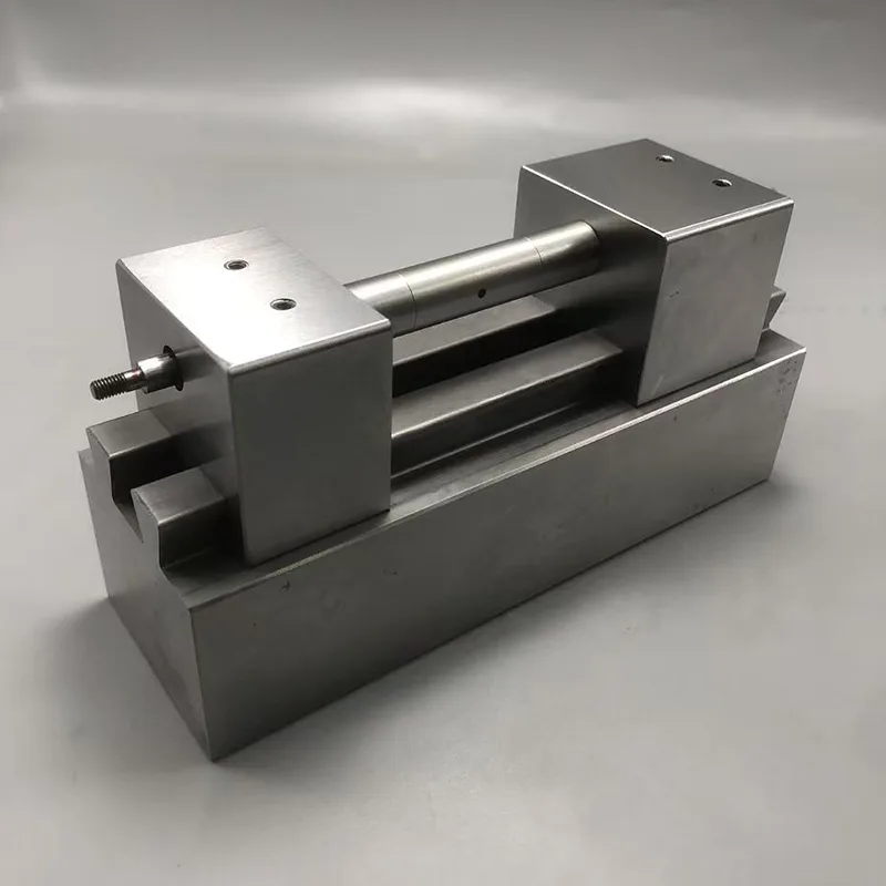 Montagewerkzeugvorrichtungen